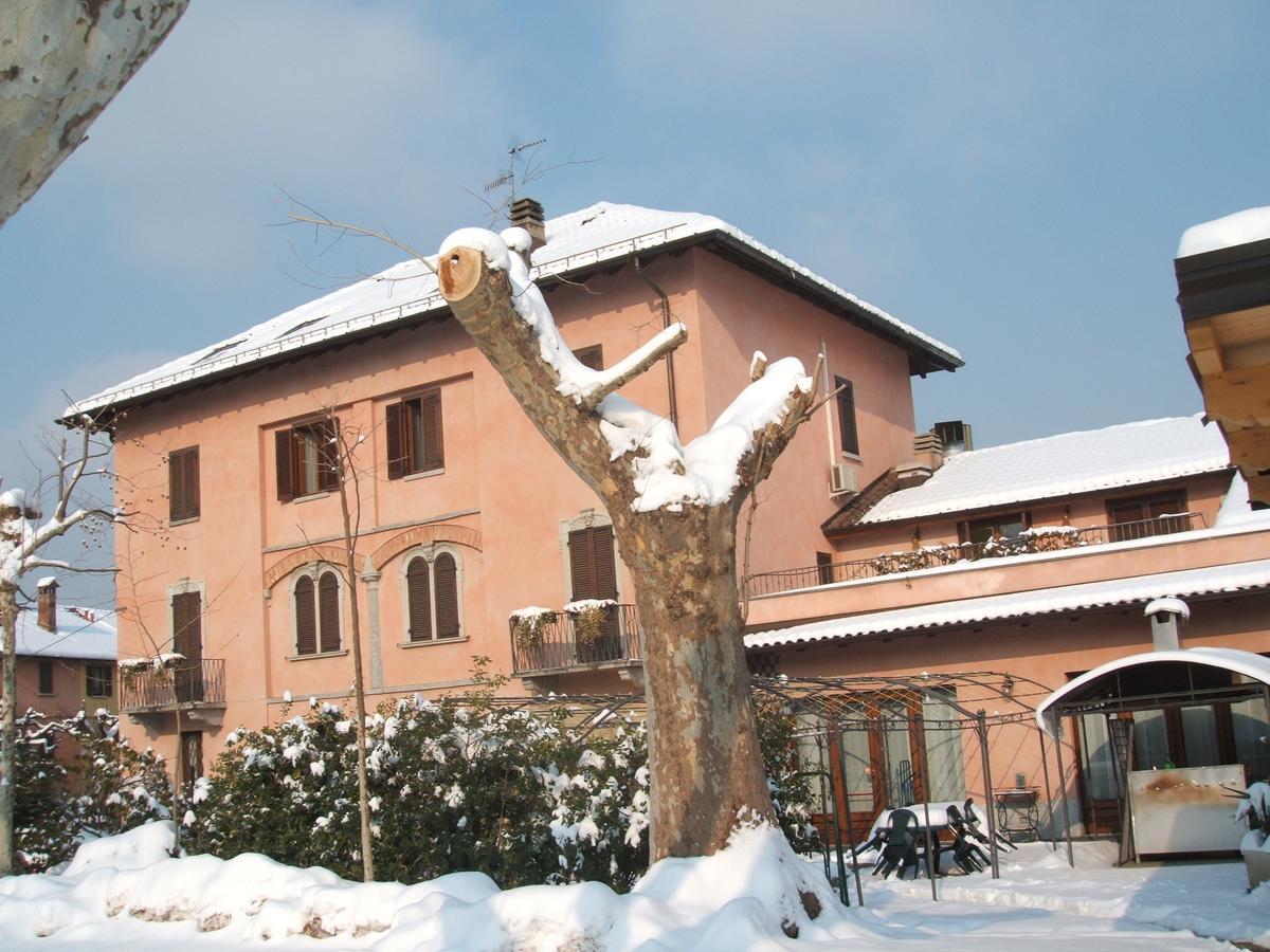 Albergo Michieletto Valmorea Экстерьер фото